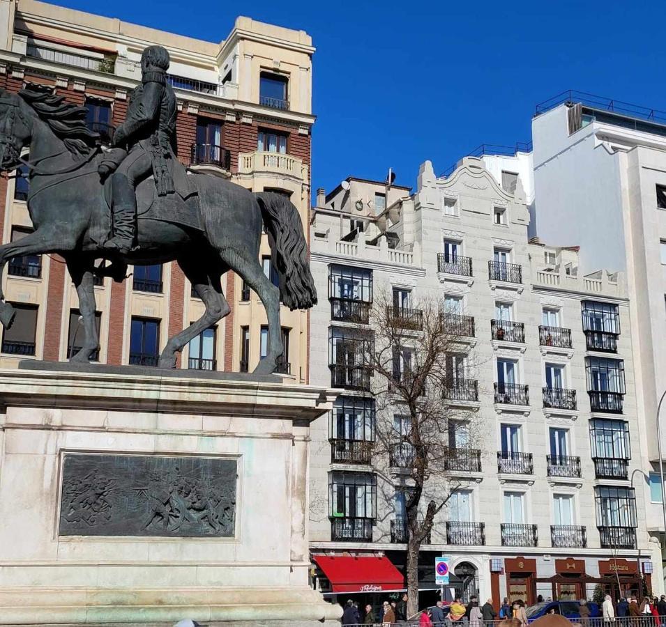 Apartamento Con Vistas Al Parque Del Retiro Madrid Kültér fotó