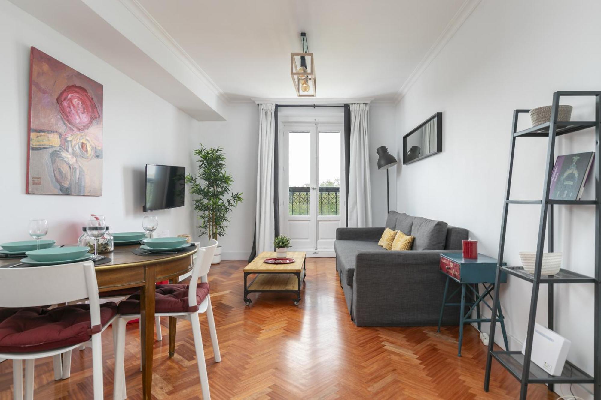 Apartamento Con Vistas Al Parque Del Retiro Madrid Kültér fotó