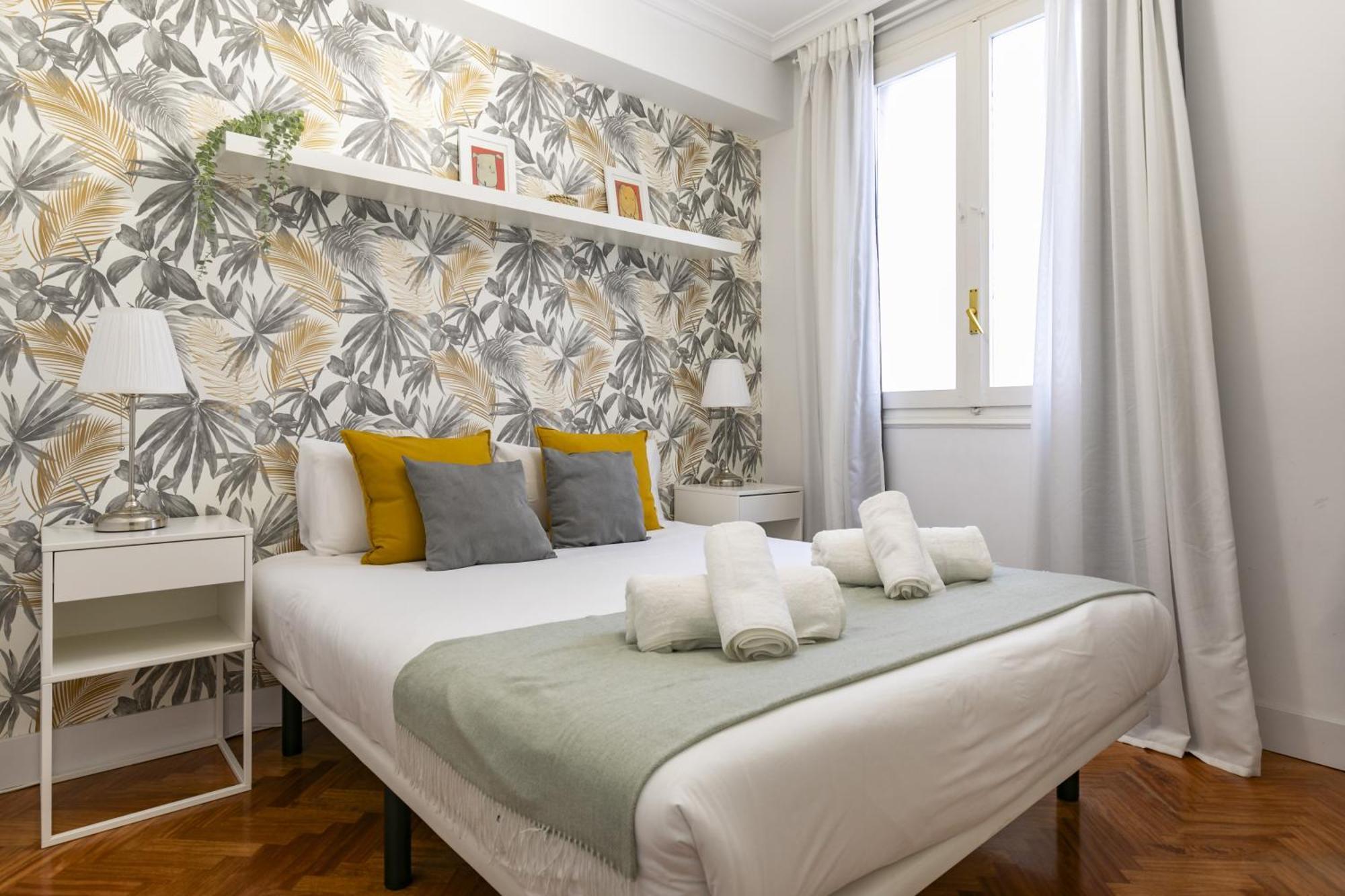 Apartamento Con Vistas Al Parque Del Retiro Madrid Kültér fotó