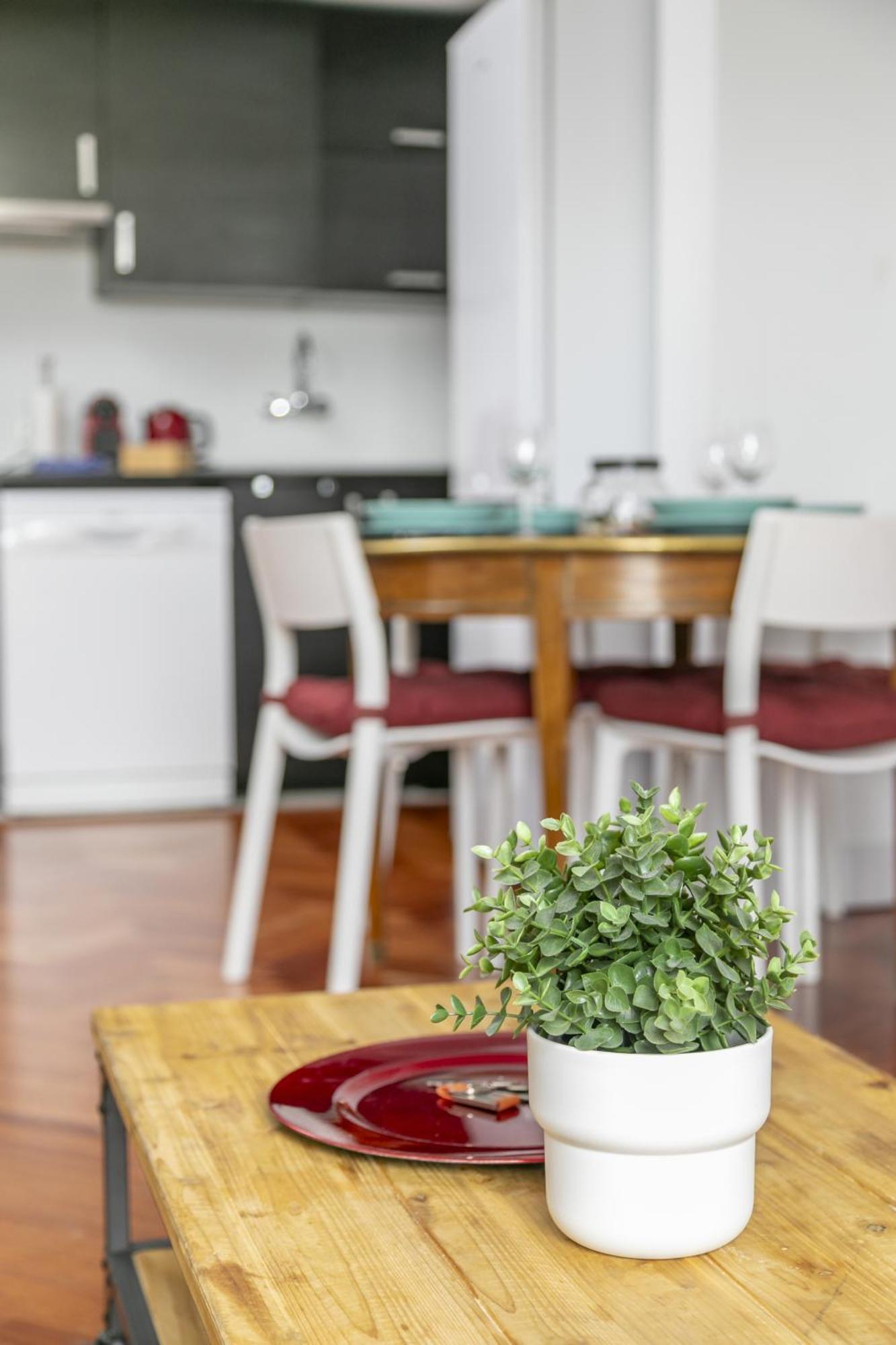 Apartamento Con Vistas Al Parque Del Retiro Madrid Kültér fotó